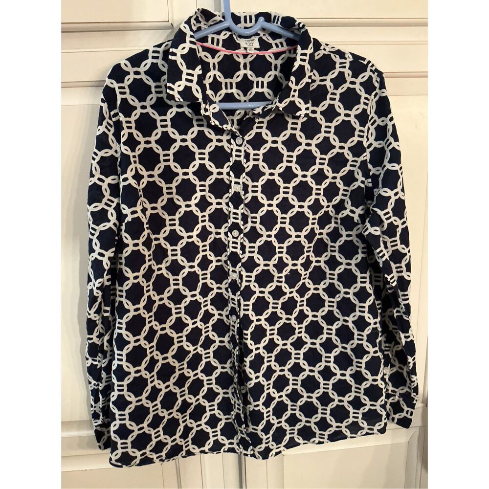 Crown & Ivy Button Down Geometric Shirt Sz 2X Blue White